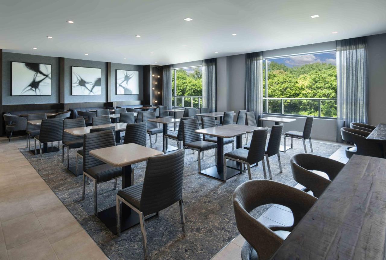 Towneplace Suites By Marriott Boston Медфорд Екстериор снимка