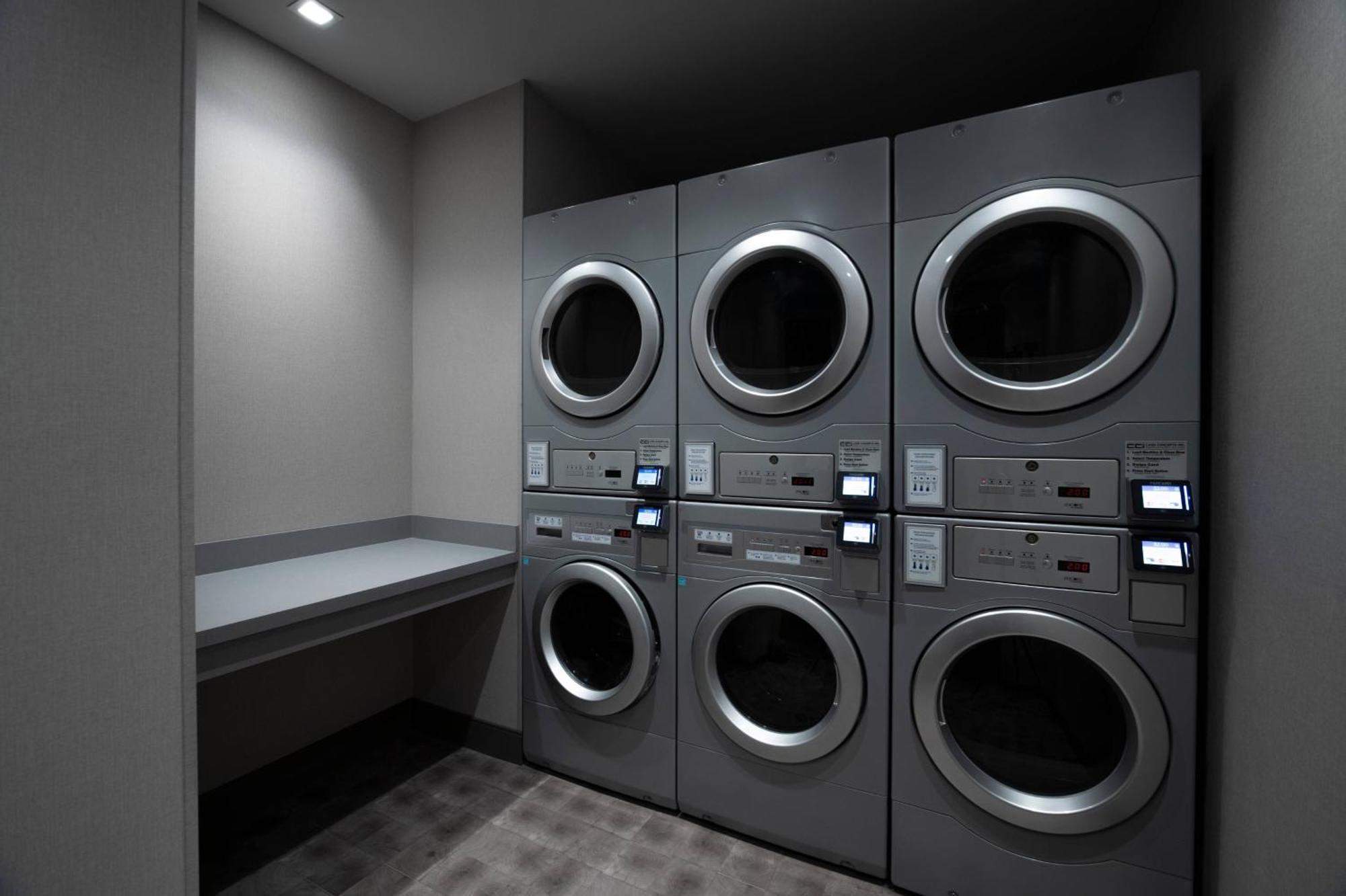 Towneplace Suites By Marriott Boston Медфорд Екстериор снимка